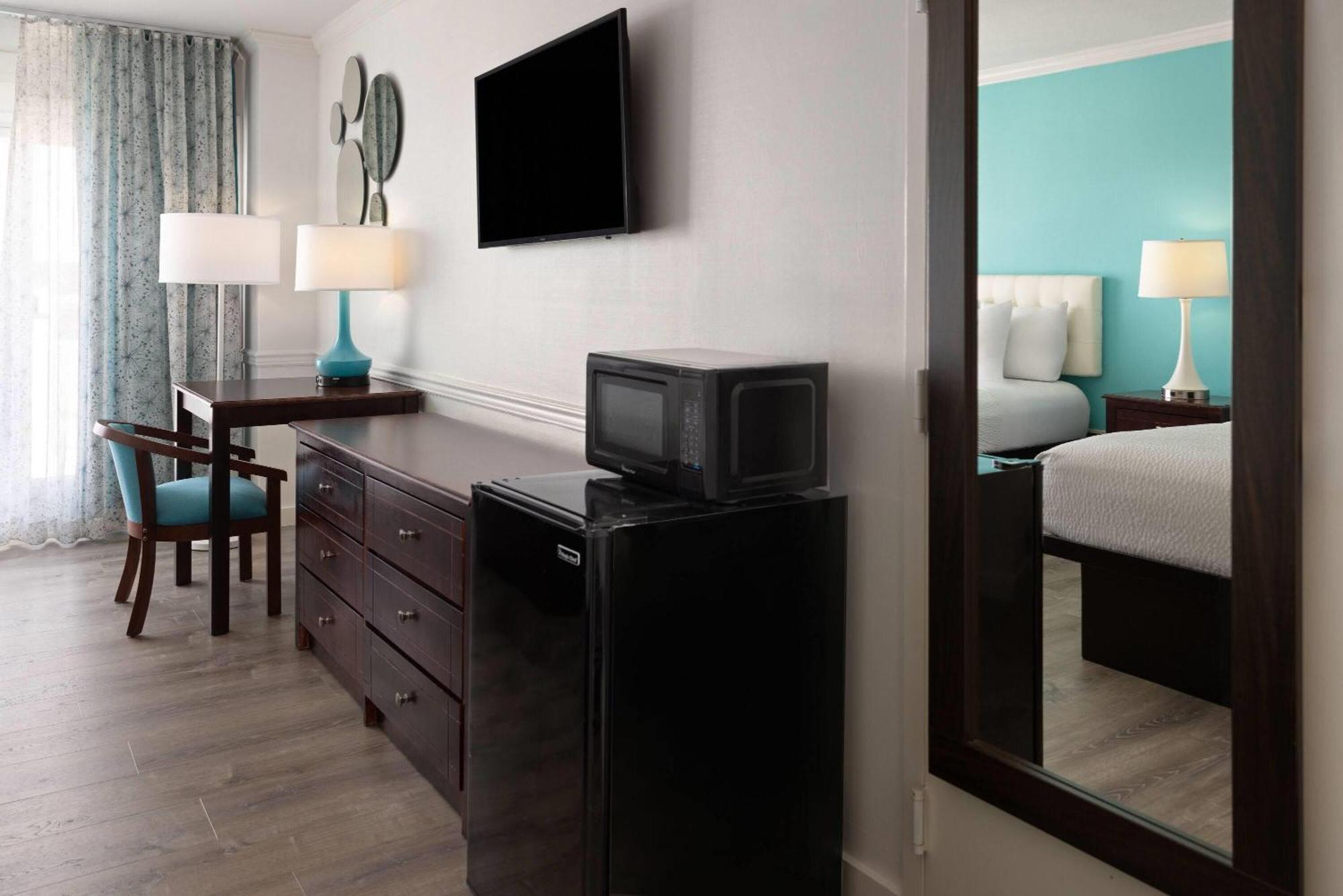Howard Johnson Plaza By Wyndham Ocean City Oceanfront Zewnętrze zdjęcie